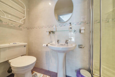 En Suite to Bedro...