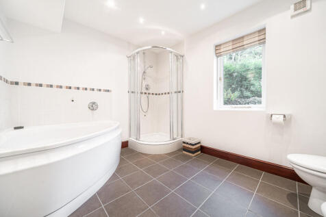 Ensuite for Bedro...