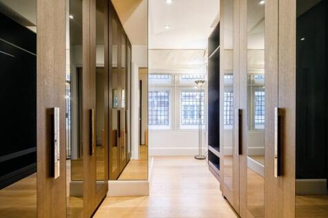 Master Bedroom - Dressing Room