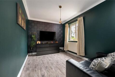 Bedroom/Sitting Room