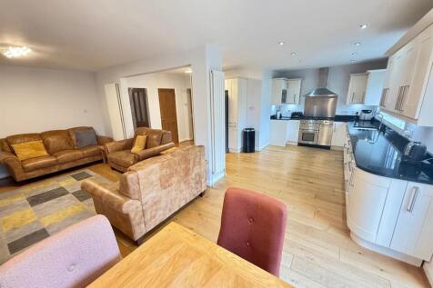 WR98 Over Kitchen.jpg