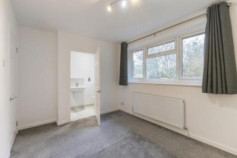 101366_96 Oak End...