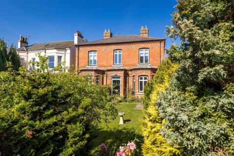 Northcote House, 45, Bingham Road Radcliffe-On-Tre