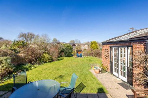 Northcote House, 45, Bingham Road Radcliffe-On-Tre