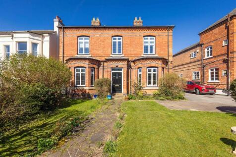 Northcote House, 45, Bingham Road Radcliffe-On-Tre