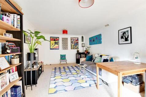 Lounge 2.jpg