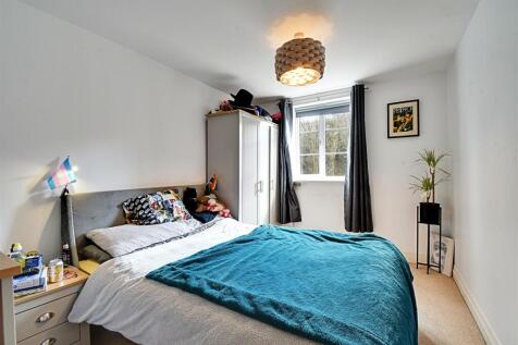Bedroom 2.jpg