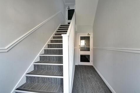 Communal Hallway.jpg