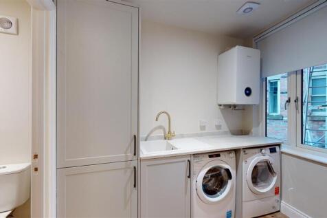 High Street 3a Utility.jpeg