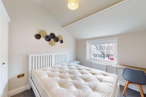 High Street 3a Bedroom Three.jpeg