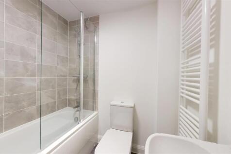 Leedham Close 14 Bathroom One 2.jpg