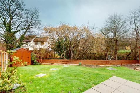 Willow Park, 53 Garden .jpg