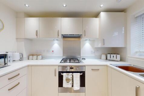 Gardeners Place 105 Kitchen.jpg