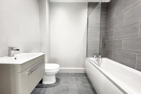 En-Suite Bathroom