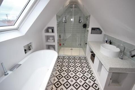 5 Bedroom Houses For Sale In Monton Rightmove