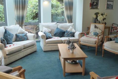 Communal Lounge