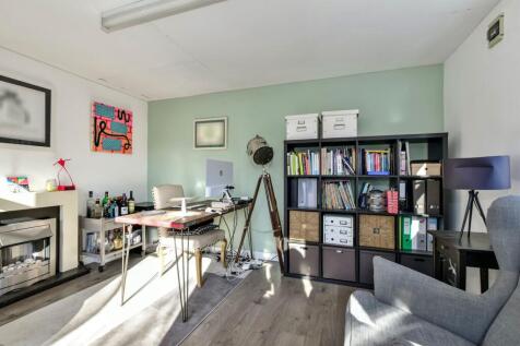 Detached Home Office
