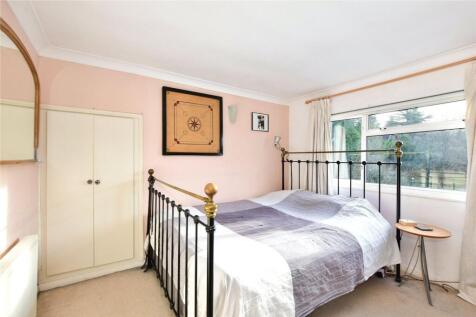 F/Floor Bedroom 3