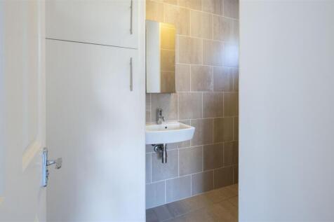 Flat 3, High Range,14.jpg