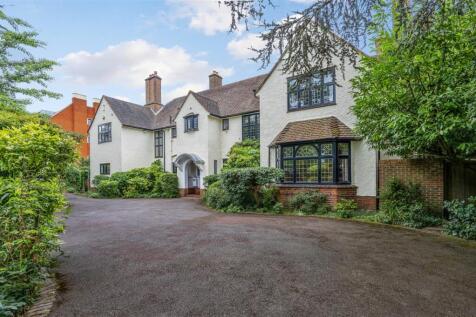 Southside Common, Wimbledon Village, SW19