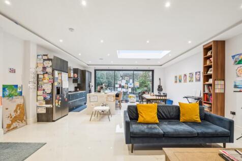 Kitchen/Family Room