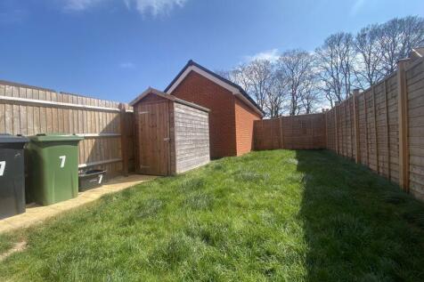 Oakhanger Close