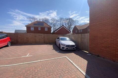 Oakhanger Close