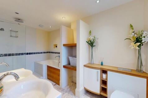 Family Bathroom -...