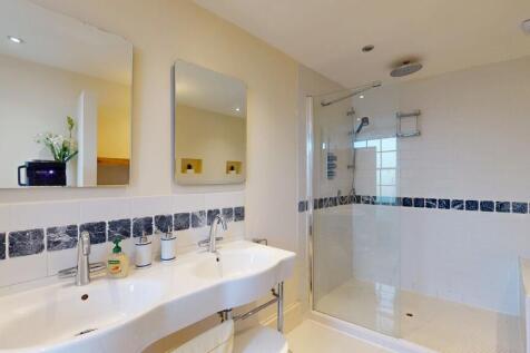 Family Bathroom -...