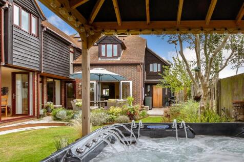 External Lifestyle Photograph