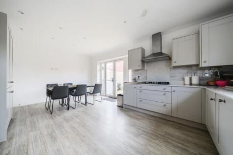 Kitchen Alt