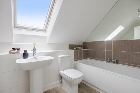 A33 - Veysey Clos...