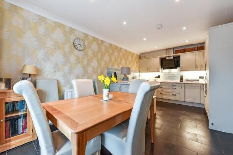 Kitchen/Dining Rm