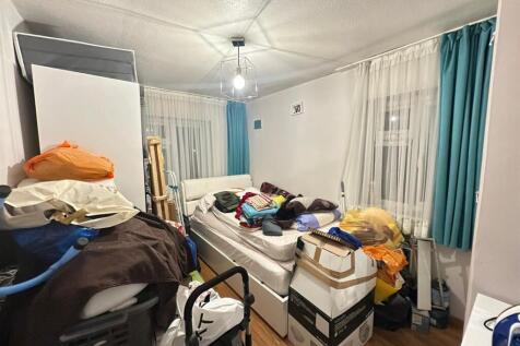 WhatsApp Image 2025-12-22 at 12.14.27 (5).jpeg