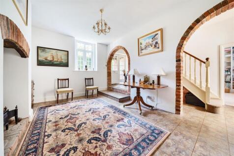 Entrance Hall.jpg