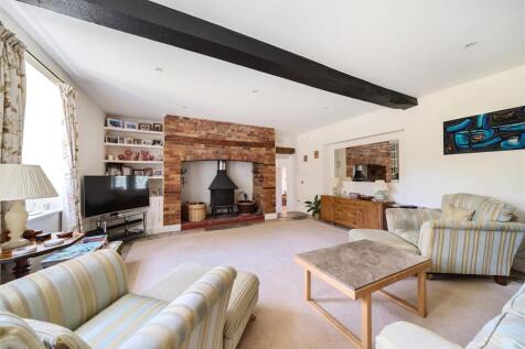 Sitting Room.jpg