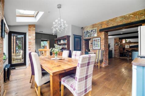 Breakfast room