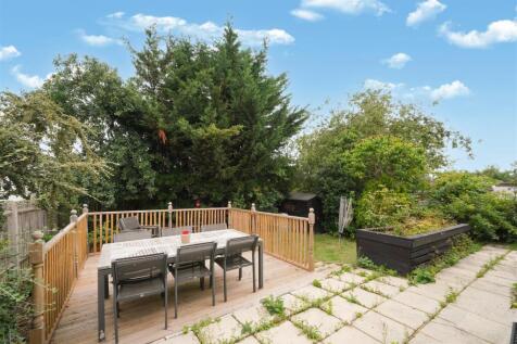 17 Tudor Close - kjzuZyERvXm9YWnp2cuj.jpg