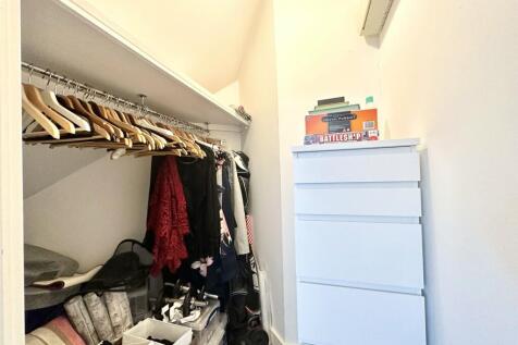 Walk In Wardrobe