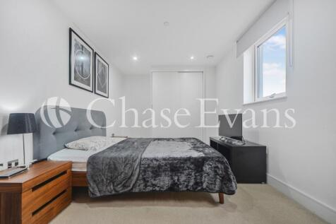 Gateway Tower, Weste