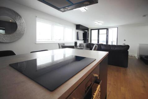 KITCHEN 4.JPG
