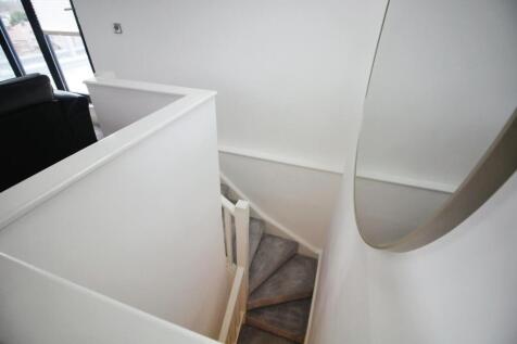 STAIRS 2.JPG