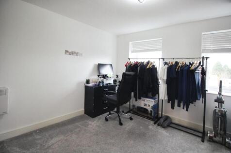 SECOND BEDROOM 4.JPG