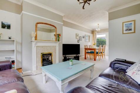 Manor Way, Whitchurch, Hern Crabtree (10).jpg