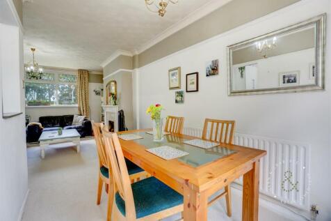 Manor Way, Whitchurch, Hern Crabtree (12).jpg