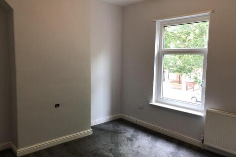 Front bedroom.jpg