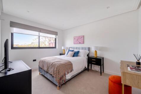 1380622-3-69132f8...