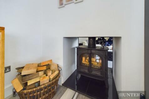 CAM01984G0-PR0112-STILL037.jpg