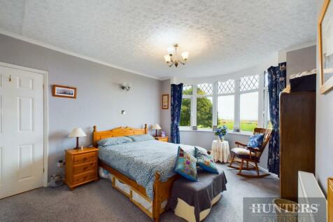 CAM03696G0-PR0269-STILL003.jpg