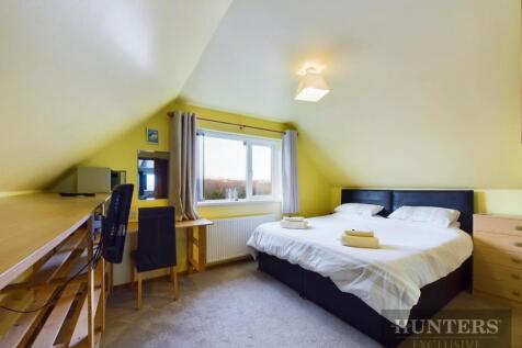 CAM03696G0-PR0368-STILL028.jpg